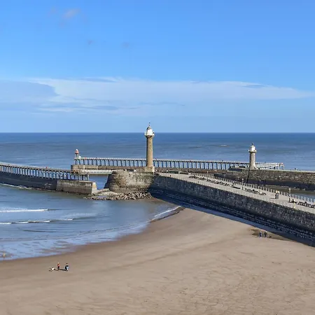 Ferienhaus Balcony Whitby